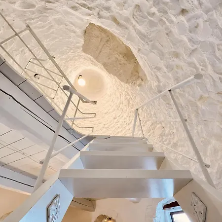 Trulli Arcolaia | Trullo Con Soppalco Альберобелло